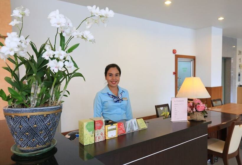 J   Town Serviced Apartments