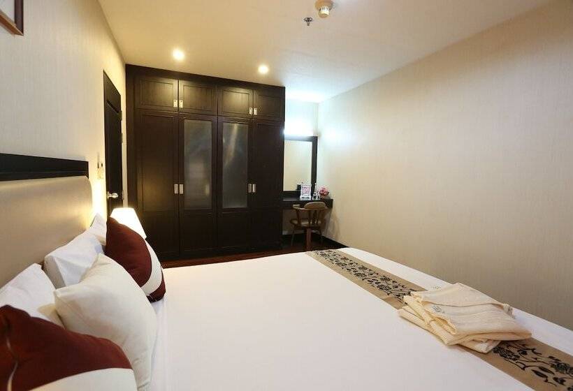 J   Town Serviced Apartments