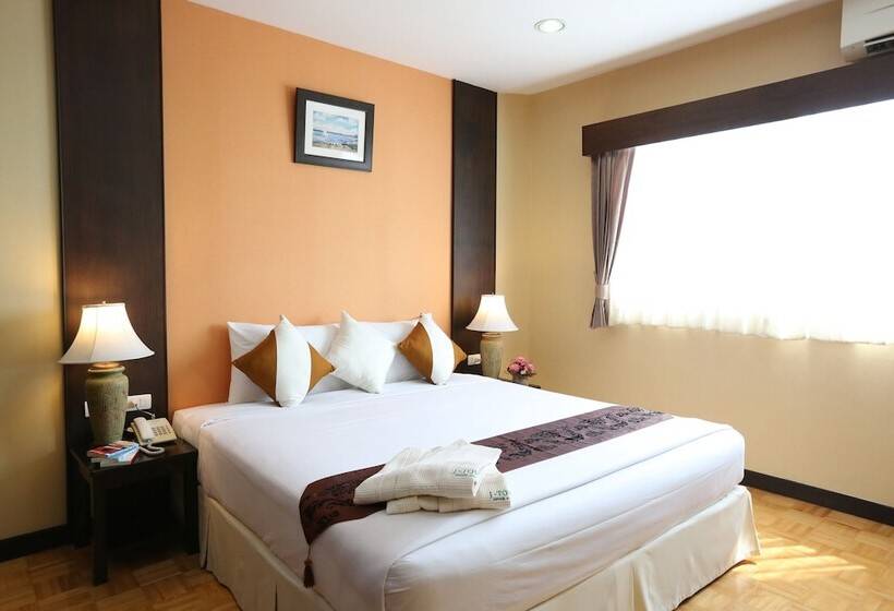 J   Town Serviced Apartments