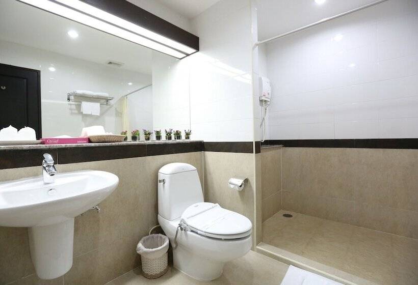 J   Town Serviced Apartments