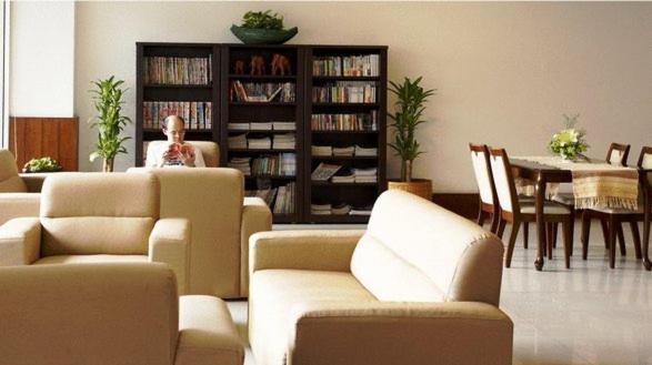 J   Town Serviced Apartments