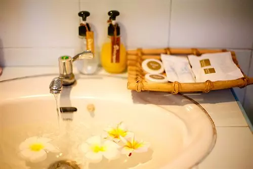 Baan Panburi Village