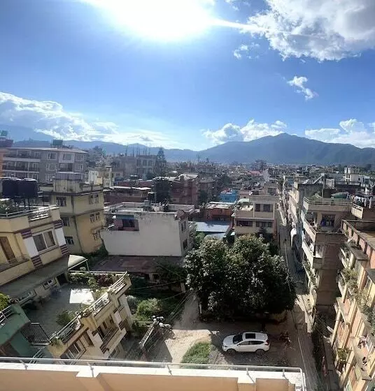 هاستل Down To Earth