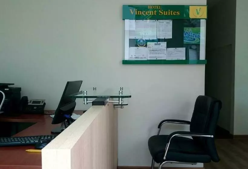 ホテル Vincent Suites