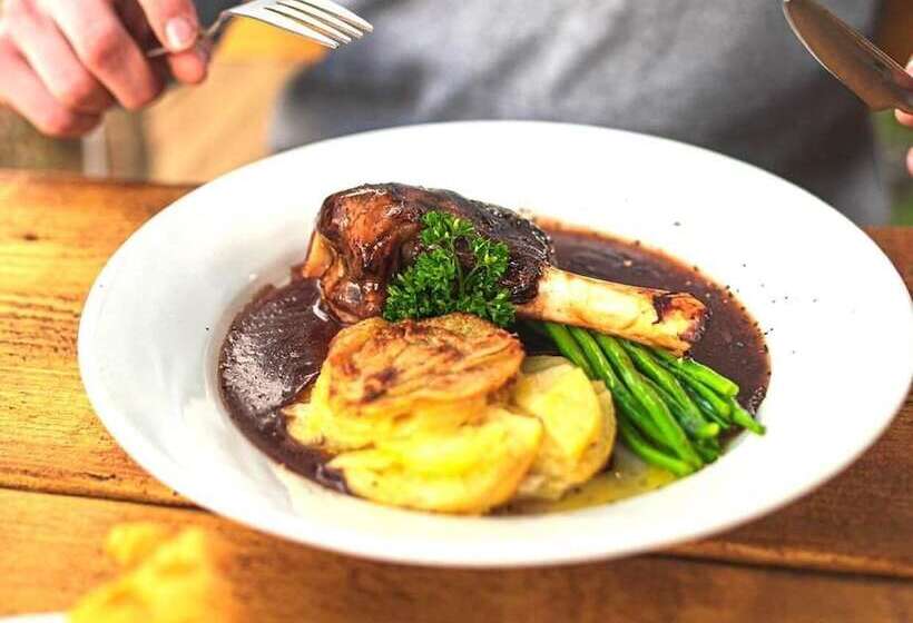 مبيت وإفطار The Mug House Inn