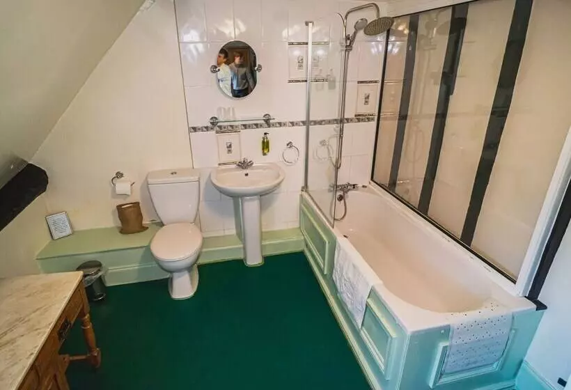 ベッドアンドブレックファースト The Mug House Inn