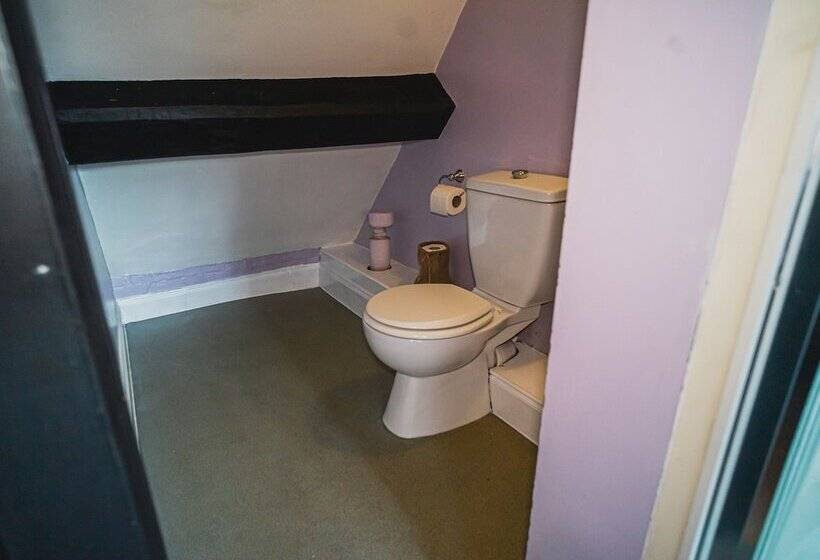 مبيت وإفطار The Mug House Inn