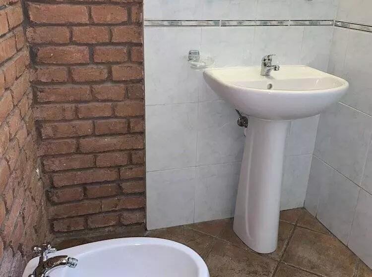 مسافرخانه Pension City Center