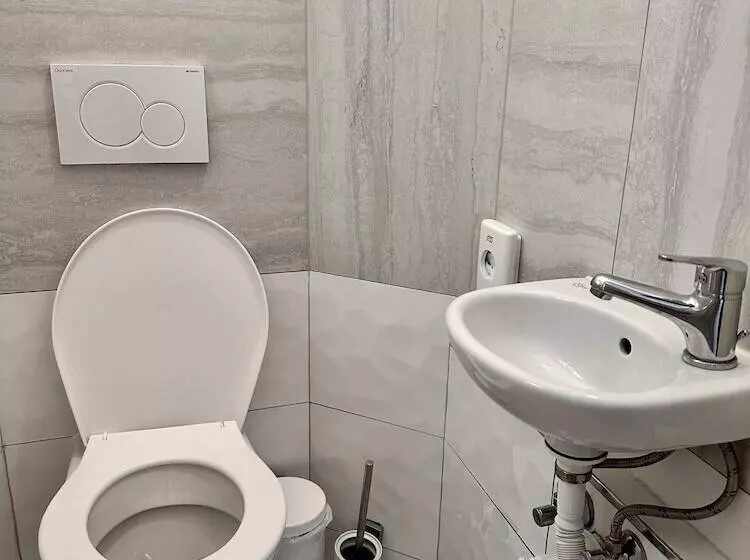 مسافرخانه Pension Sklep Rest