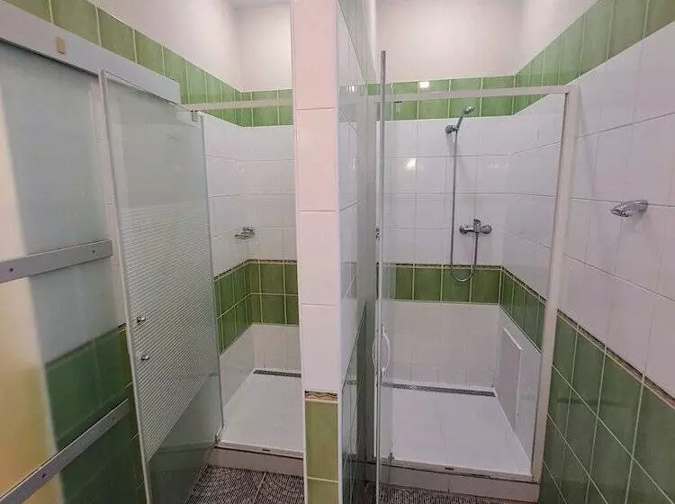 مسافرخانه Pension Sklep Rest