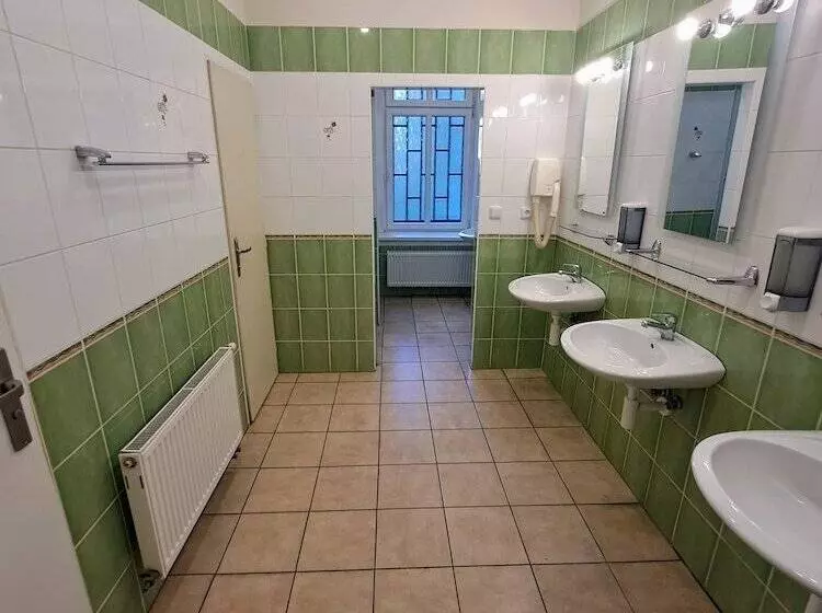 مسافرخانه Pension Sklep Rest