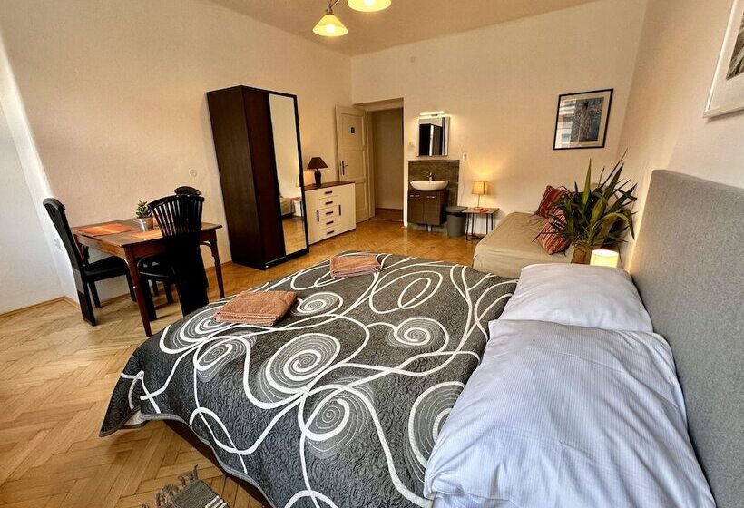 Hostal Pension Sklep Rest