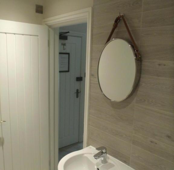 Хостел The Dog In Over Peover