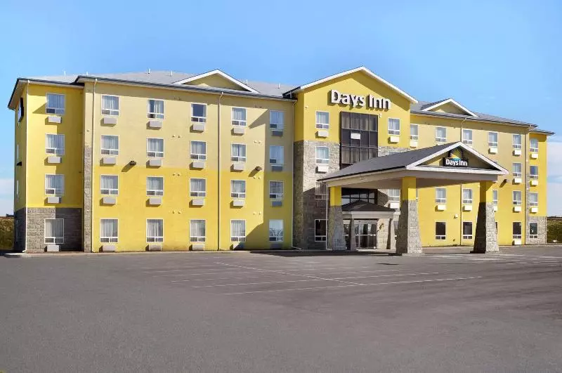 ホテル Days Inn By Wyndham Grande Prairie