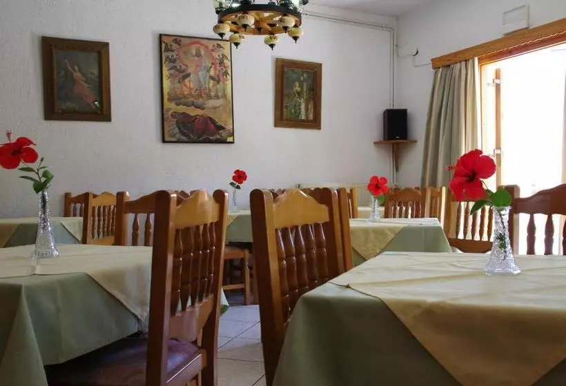 בית מלון כפרי Effie