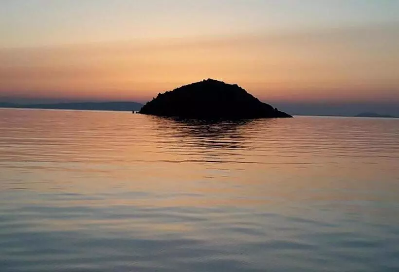 בית מלון כפרי Effie