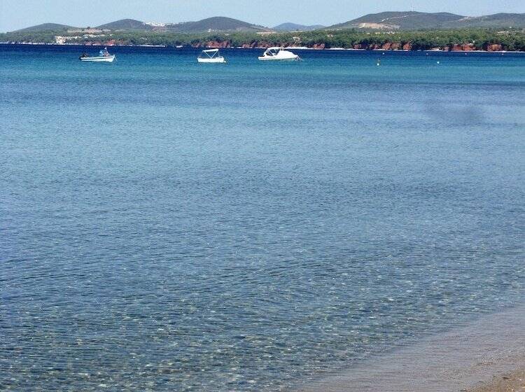 酒店 Geranion Village