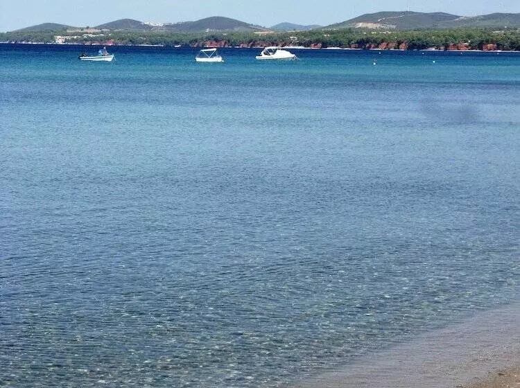 호텔 Geranion Village