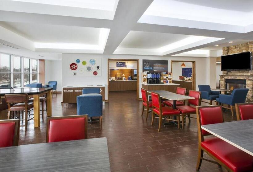Holiday Inn Express Hotel & Suites Auburn Hills, An Ihg