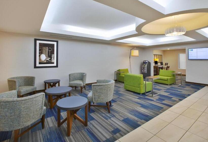 Holiday Inn Express Hotel & Suites Auburn Hills, An Ihg