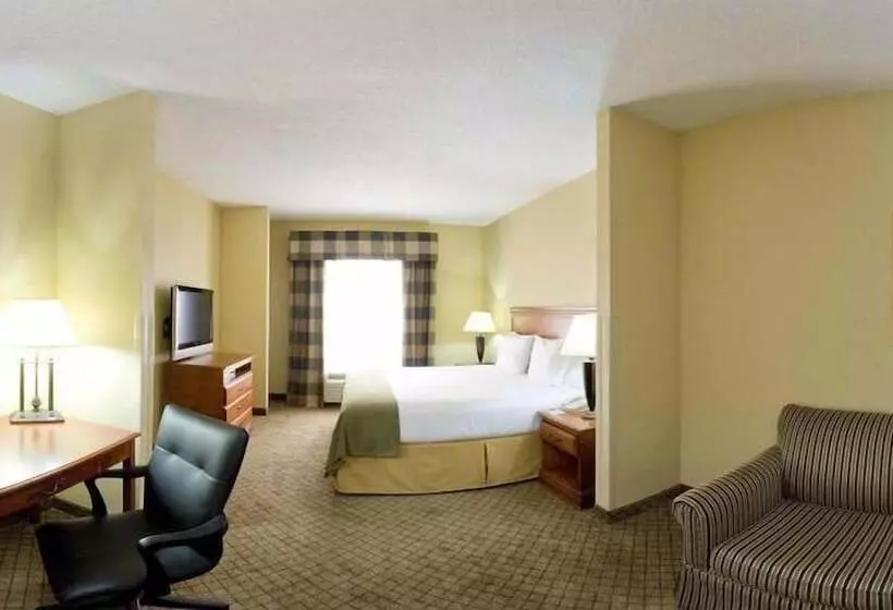 Отель Holiday Inn Express & Suites   Greenwood By Ihg