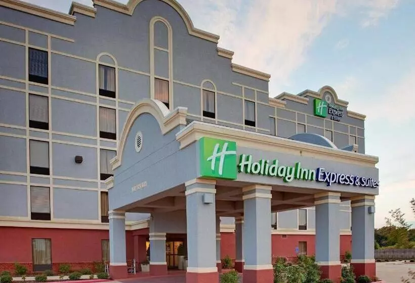 Отель Holiday Inn Express & Suites   Greenwood By Ihg