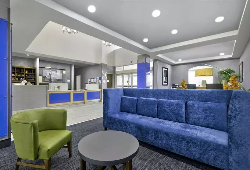 Holiday Inn Express Hotel & Suites Kansas City   Grandview, An Ihg