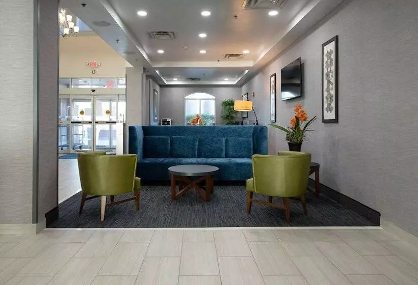 Holiday Inn Express Hotel & Suites Kansas City   Grandview, An Ihg