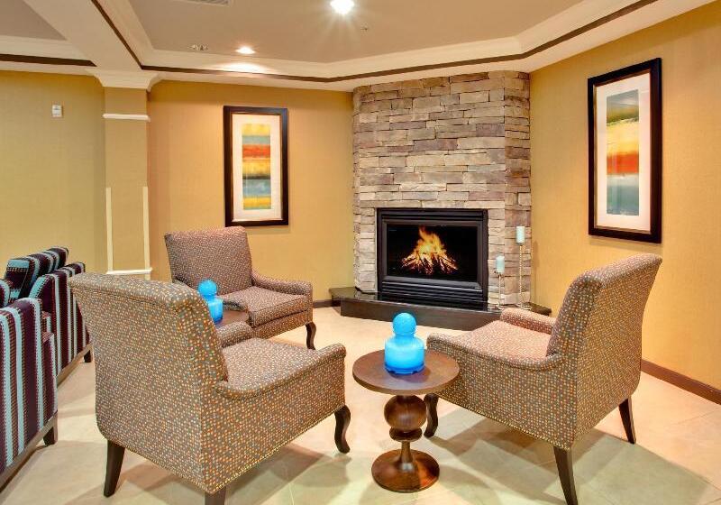 Holiday Inn Express Hotel & Suites Lake Elsinore, An Ihg