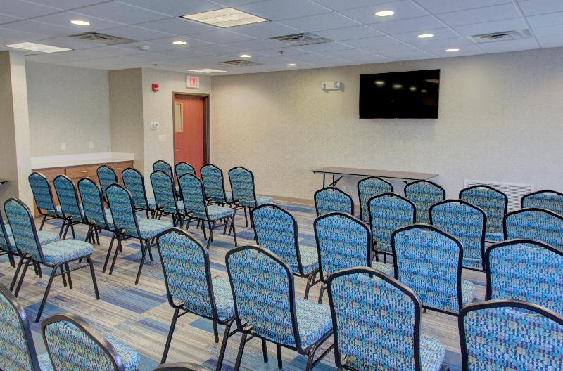 호텔 Holiday Inn Express & Suites Le Mars, An Ihg