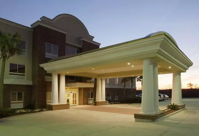 Holiday Inn Express Hotel & Suites Lucedale, An Ihg