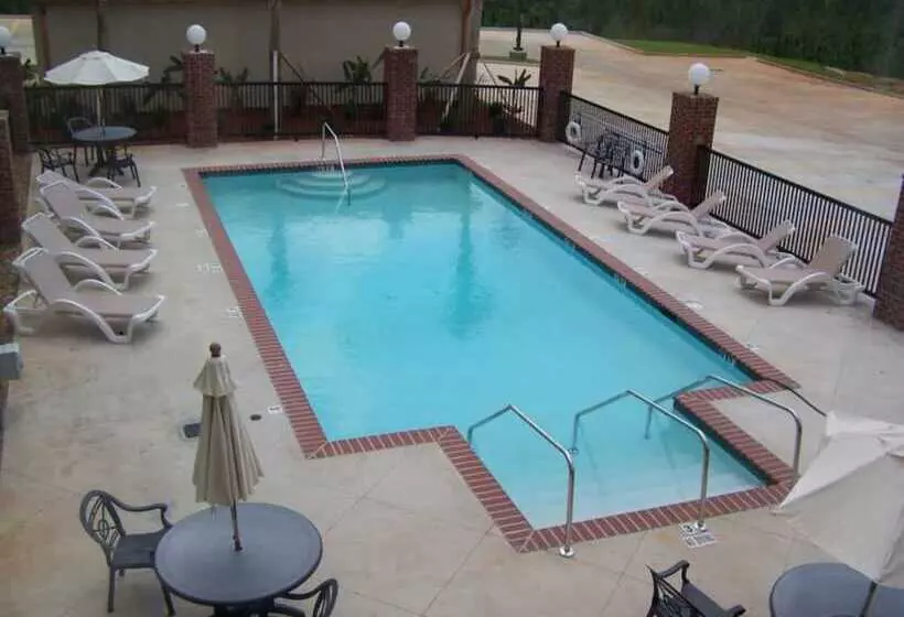 Holiday Inn Express Hotel & Suites Lucedale, An Ihg