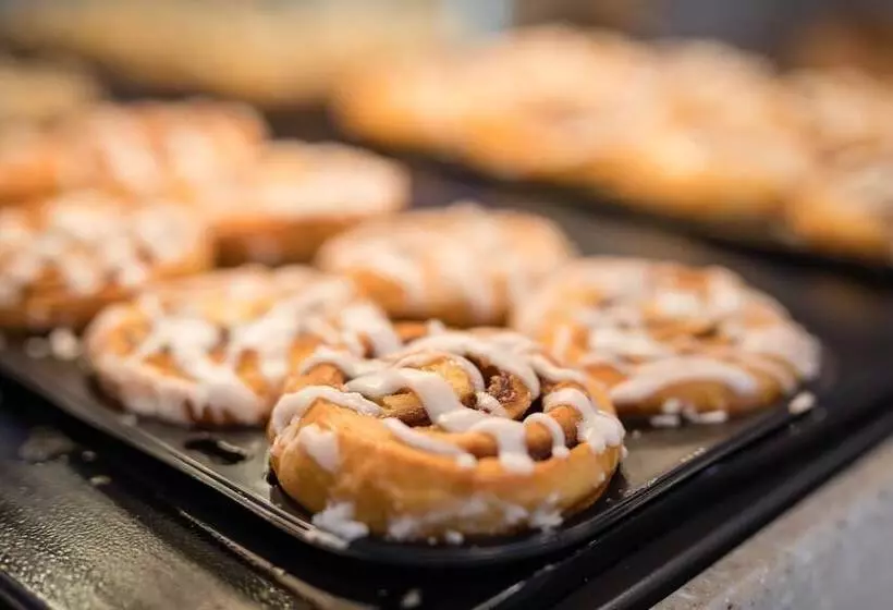 Holiday Inn Express Hotel & Suites Modesto Salida, An Ihg