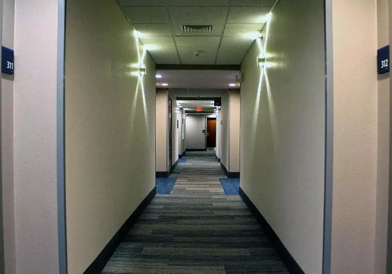 Holiday Inn Express Hotel & Suites Somerset Central, An Ihg