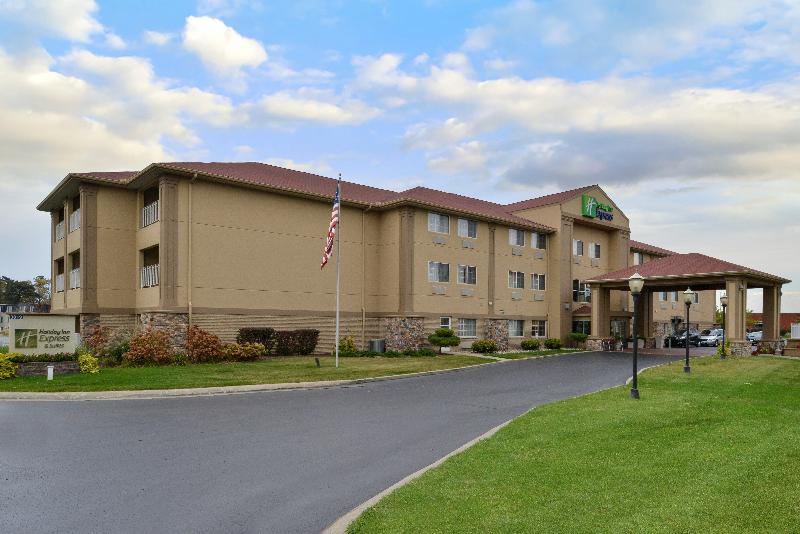 Holiday Inn Express Hotel & Suites Saint Joseph, An Ihg