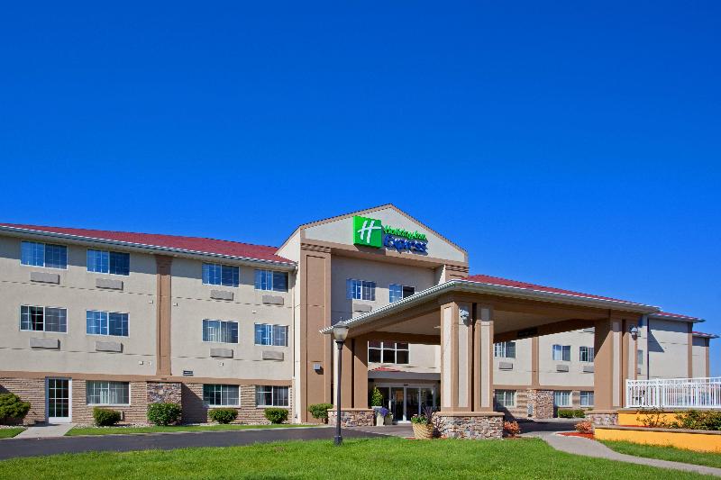 Holiday Inn Express Hotel & Suites Saint Joseph, An Ihg