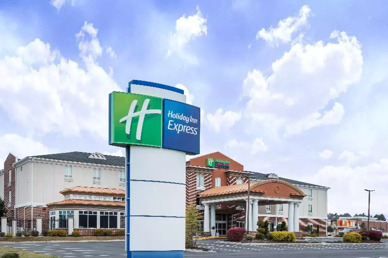 Отель Holiday Inn Express & Suites Bremen Ga, An Ihg