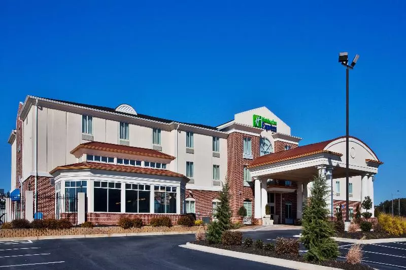 Отель Holiday Inn Express & Suites Bremen Ga, An Ihg