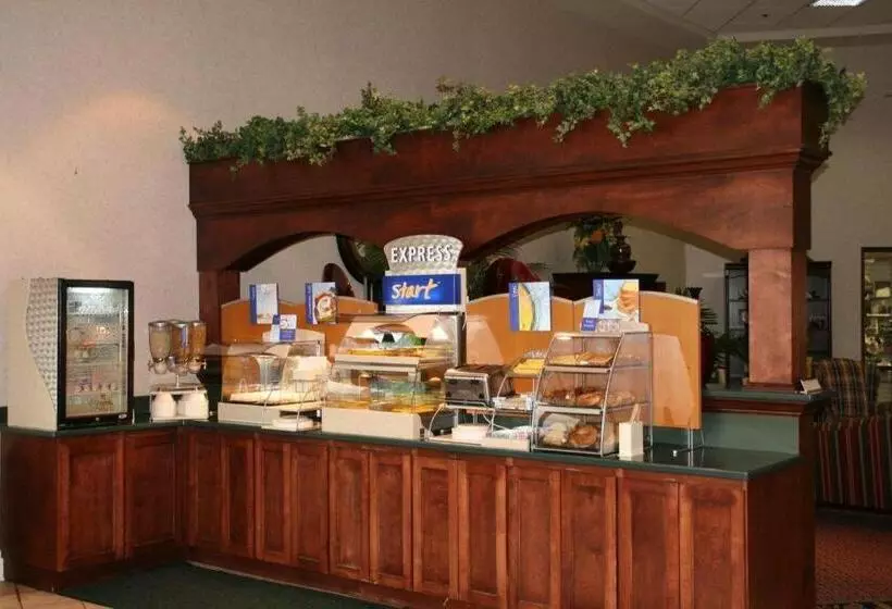 Holiday Inn Express Hotel & Suites Corinth By Ihg