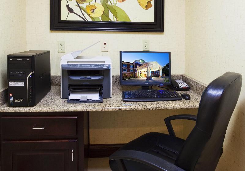 فندق Holiday Inn Express & Suites Carrollton By Ihg