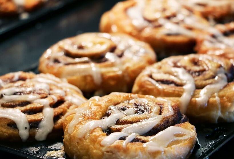 فندق Holiday Inn Express & Suites Columbus At Northlake, An Ihg