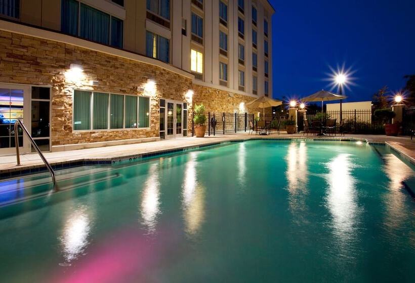 فندق Holiday Inn Express & Suites Columbus At Northlake, An Ihg