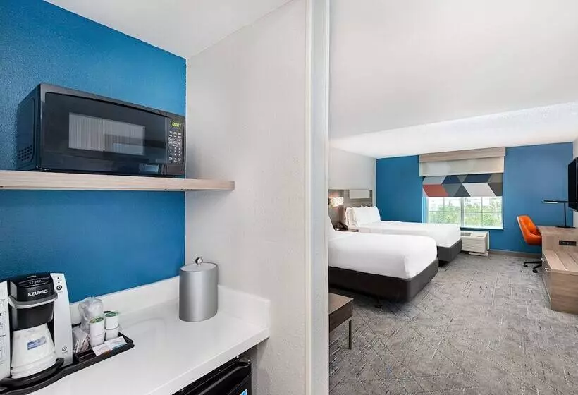 Hotel Holiday Inn Express & Suites Columbus At Northlake, An Ihg