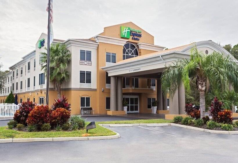ホテル Holiday Inn Express & Suites Tavares, An Ihg