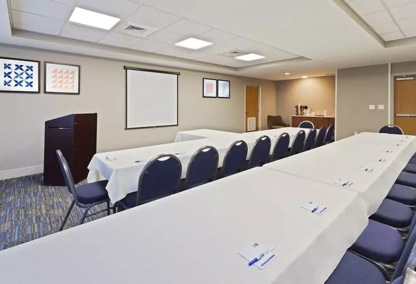 Szálloda Holiday Inn Express & Suites Tavares, An Ihg