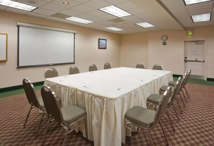 酒店 Holiday Inn Express & Suites Tracy, An Ihg