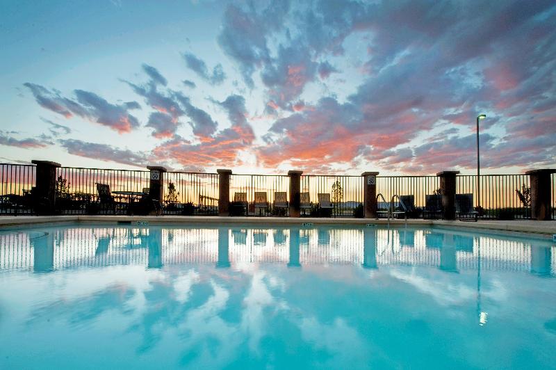 فندق Holiday Inn Express & Suites Willcox By Ihg