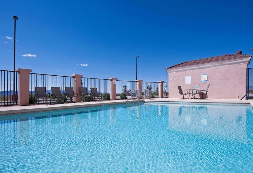 فندق Holiday Inn Express & Suites Willcox By Ihg