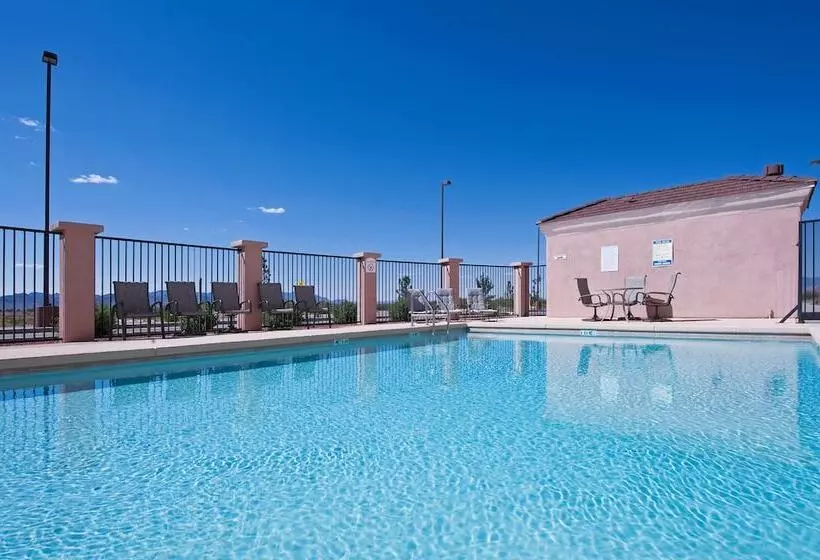 فندق Holiday Inn Express & Suites Willcox By Ihg