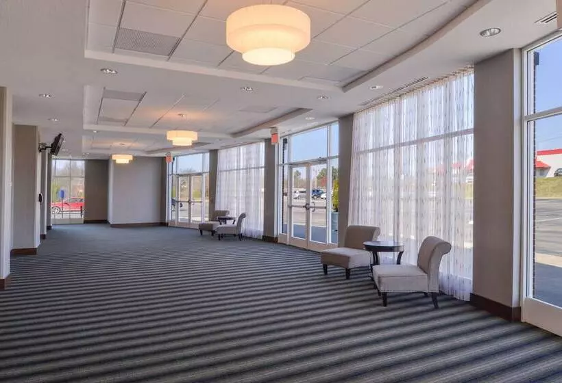 호텔 Holiday Inn Poplar Bluff, An Ihg